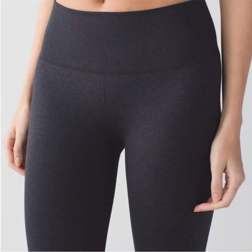 Lululemon In The Flow Crop II Yoga Pilates Athletic Leggings Black Size 6